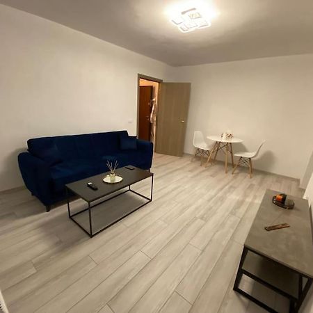 Black& White Apartment 브라쇼브 외부 사진