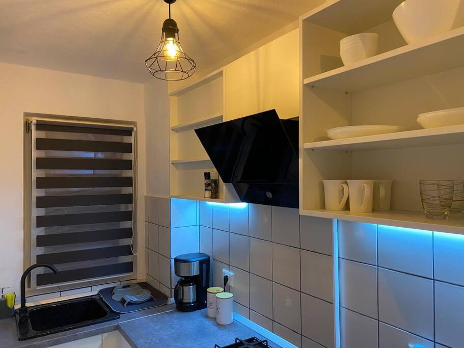 Black& White Apartment 브라쇼브 외부 사진
